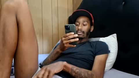 Snapshot of thirdlegkenny chatting on 07/28/26, 04:39 thirdlegkenny online show from 07/28/26, 04:39