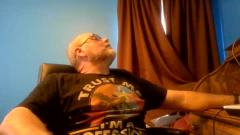Snapshot of thisguy374 chatting on 07/11/26, 06:43 thisguy374 online show from 07/11/26, 06:43