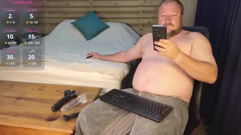 Snapshot of thom_ryder chatting on 03/01/25, 10:31 thom_ryder online show from 03/01/25, 10:31