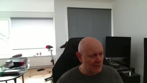 thomas315627 online show from 04/15/26, 01:40