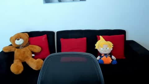 Snapshot of thomas_brandon chatting on 01/19/25, 11:21 Thomas Brandon online show from 01/19/25, 11:21