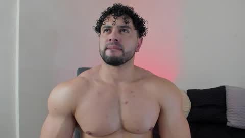 Snapshot of thomas_brandon chatting on 11/07/25, 06:13 Thomas Brandon online show from 11/07/25, 06:13