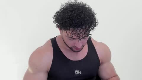 Snapshot of thomas_brandon chatting on 11/10/25, 09:36 Thomas Brandon online show from 11/10/25, 09:36