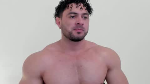 Snapshot of thomas_brandon chatting on 11/13/25, 04:55 Thomas Brandon online show from 11/13/25, 04:55