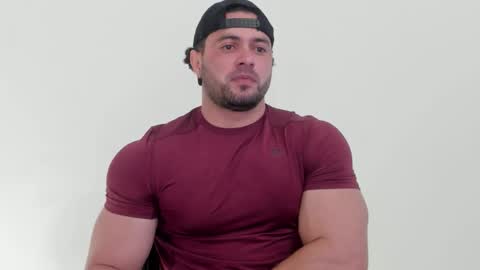 Snapshot of thomas_brandon chatting on 11/18/25, 09:08 Thomas Brandon online show from 11/18/25, 09:08