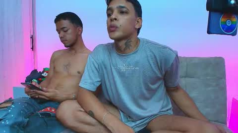 Snapshot of thomas_elg chatting on 12/20/25, 03:35 THOMAS JOHANN online show from 12/20/25, 03:35