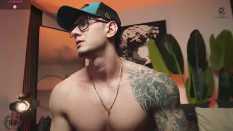 Thomas Falcon online show from 01/17/26, 01:10