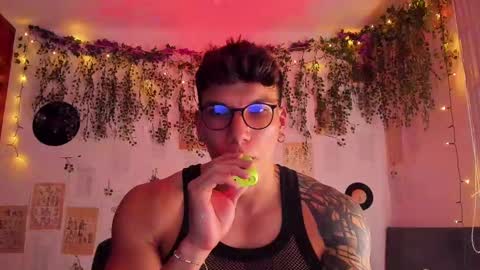 Thomas Grey online show from 02/14/25, 01:34