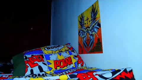 thomas_ks11 online show from 11/12/25, 04:13