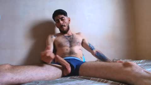 Snapshot of thomas_ks11 chatting on 07/12/26, 08:11 thomas_ks11 online show from 07/12/26, 08:11