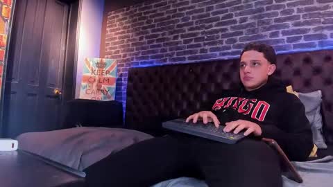 ---Thomas--- online show from 01/25/25, 07:28