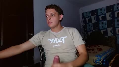 Snapshot of thomas_may4rs chatting on 11/05/25, 01:38 ---Thomas--- online show from 11/05/25, 01:38