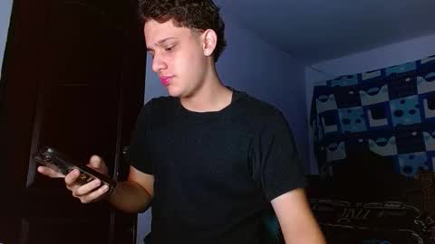 Snapshot of thomas_may4rs chatting on 11/19/25, 07:30 ---Thomas--- online show from 11/19/25, 07:30