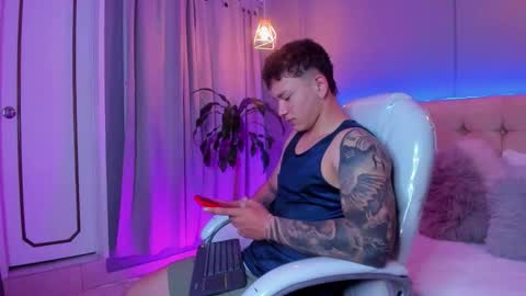 Thomas online show from 09/25/25, 12:09