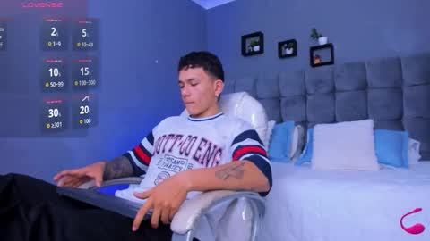 Thomas online show from 11/11/25, 10:59