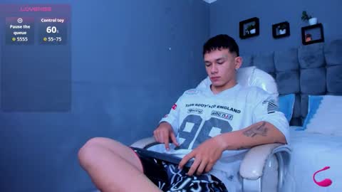 Thomas online show from 11/16/25, 10:21