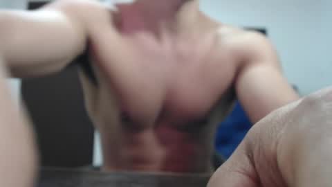 Snapshot of thomas_neuman chatting on 12/04/24, 03:32 Thomas online show from 12/04/24, 03:32