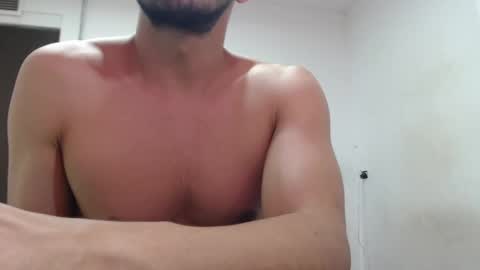 Snapshot of thomas_neuman chatting on 01/07/25, 07:59 Thomas online show from 01/07/25, 07:59