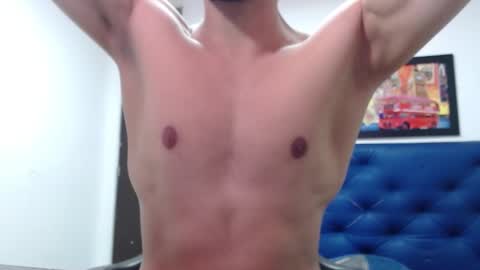 Snapshot of thomas_neuman chatting on 02/09/25, 06:16 Thomas online show from 02/09/25, 06:16