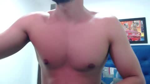 Snapshot of thomas_neuman chatting on 02/12/25, 08:40 Thomas online show from 02/12/25, 08:40