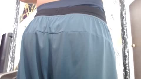 Snapshot of thomas_neuman chatting on 10/12/25, 09:03 Thomas online show from 10/12/25, 09:03