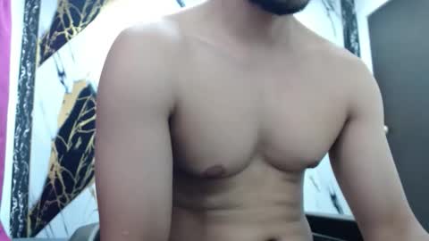 Snapshot of thomas_neuman chatting on 02/01/26, 08:40 Thomas online show from 02/01/26, 08:40