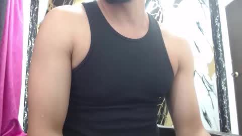 Snapshot of thomas_neuman chatting on 02/06/26, 08:23 Thomas online show from 02/06/26, 08:23