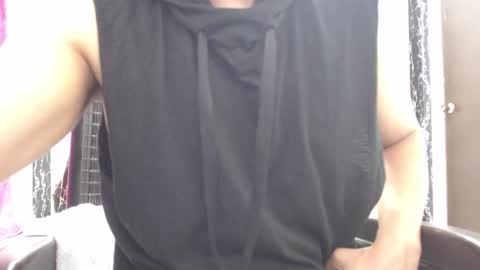 Snapshot of thomas_neuman chatting on 04/10/26, 09:19 Thomas online show from 04/10/26, 09:19