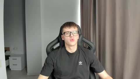 Tomas online show from 01/30/25, 12:16