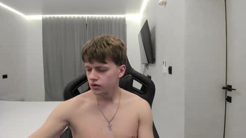 Snapshot of thomas_shelbivip chatting on 03/29/26, 10:54 Tomas online show from 03/29/26, 10:54