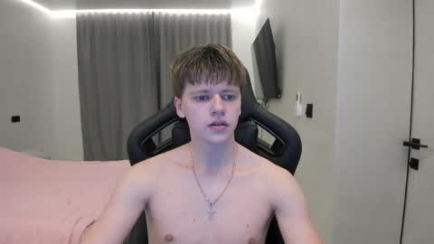 Snapshot of thomas_shelbivip chatting on 04/10/26, 06:23 Tomas online show from 04/10/26, 06:23