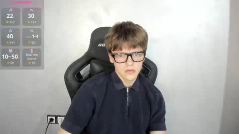 Snapshot of thomas_shelbivip chatting on 06/13/26, 06:50 Tomas online show from 06/13/26, 06:50