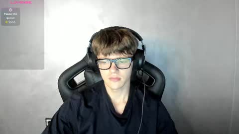 Snapshot of thomas_shelbivip chatting on 07/27/26, 08:49 Tomas online show from 07/27/26, 08:49