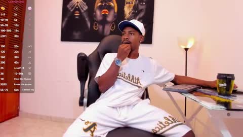 Snapshot of thomas_shelbys chatting on 12/03/24, 03:30 Thomas online show from 12/03/24, 03:30