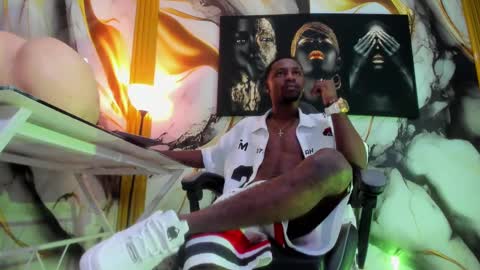 Snapshot of thomas_shelbys chatting on 10/01/25, 03:34 Thomas online show from 10/01/25, 03:34