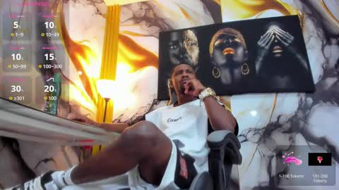 Snapshot of thomas_shelbys chatting on 10/17/25, 03:31 Thomas online show from 10/17/25, 03:31