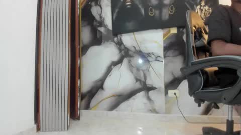 Snapshot of thomas_shelbys chatting on 11/09/25, 03:38 Thomas online show from 11/09/25, 03:38