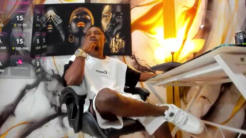 Snapshot of thomas_shelbys chatting on 11/25/25, 03:28 Thomas online show from 11/25/25, 03:28