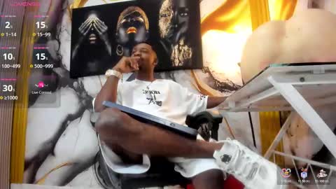 Snapshot of thomas_shelbys chatting on 11/27/25, 03:30 Thomas online show from 11/27/25, 03:30