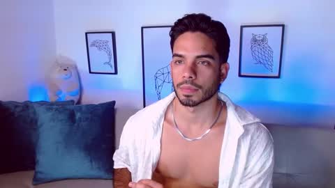 Snapshot of thomas_spellman chatting on 09/17/25, 12:45 thomas_spellman online show from 09/17/25, 12:45