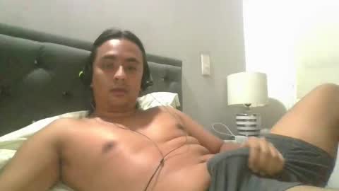 Snapshot of thomasbbc25 chatting on 01/23/25, 11:05 Thomas online show from 01/23/25, 11:05