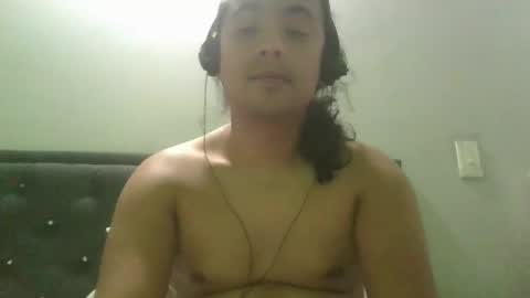 Snapshot of thomasbbc25 chatting on 01/24/25, 03:54 Thomas online show from 01/24/25, 03:54