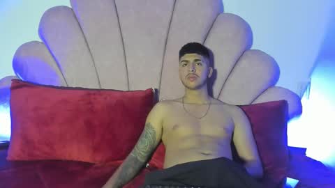 thomas online show from 09/25/25, 10:08