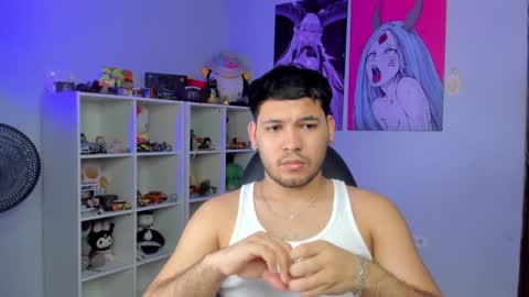 Snapshot of thomascollins__ chatting on 12/10/24, 05:22 Thomas online show from 12/10/24, 05:22