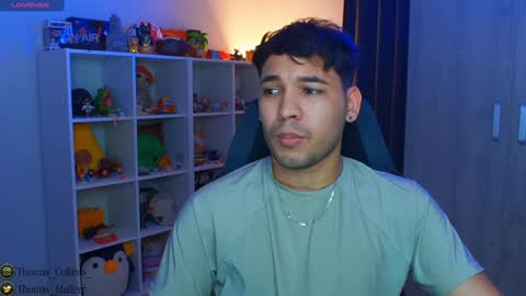 Snapshot of thomascollins__ chatting on 02/05/25, 07:29 Thomas online show from 02/05/25, 07:29