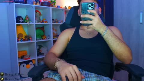 Snapshot of thomascollins__ chatting on 02/05/25, 10:30 Thomas online show from 02/05/25, 10:30