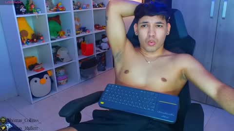 Snapshot of thomascollins__ chatting on 02/10/25, 07:58 Thomas online show from 02/10/25, 07:58