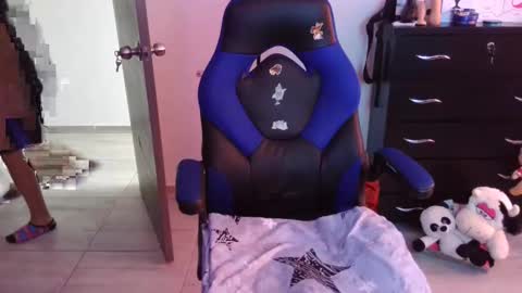 VALERIA online show from 12/17/25, 07:09