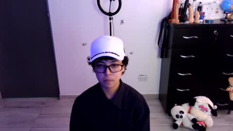 Snapshot of thomascooper_cams chatting on 07/04/26, 09:21 VALERIA online show from 07/04/26, 09:21