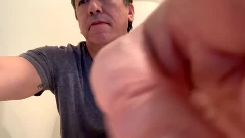 Snapshot of thomascruz6775 chatting on 02/01/26, 03:27 thomascruz6775 online show from 02/01/26, 03:27